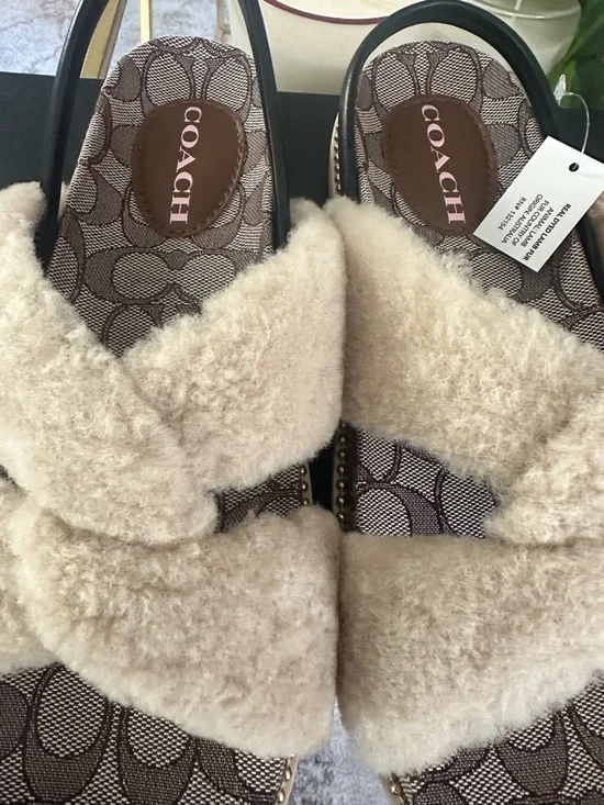 Coach Cream Shearling Cross-Strap Sandals with Brown Logo Footbed - Picture 4 of 6